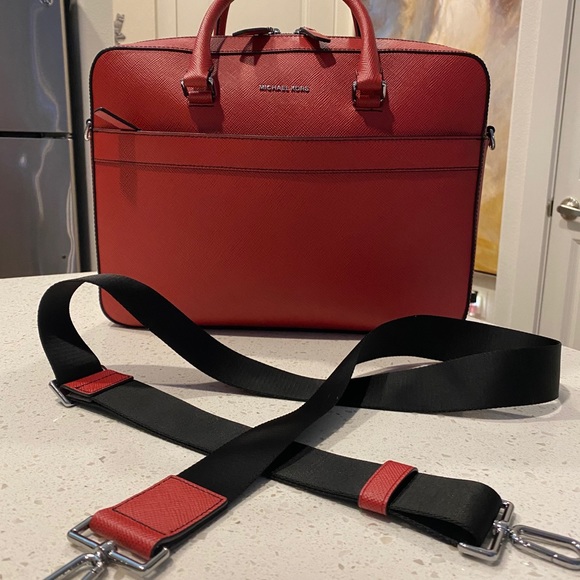 Michael Kors business bag and wallet - Picture 7 of 9